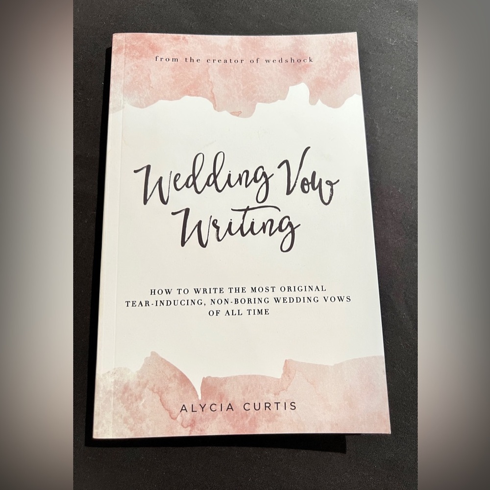 Guide Book for Writing Wedding Vows paired with His & Hers Vow Booklets 💒💍✨💗